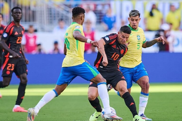 Colombia empata con Brasil y lidera grupo D de la Copa América